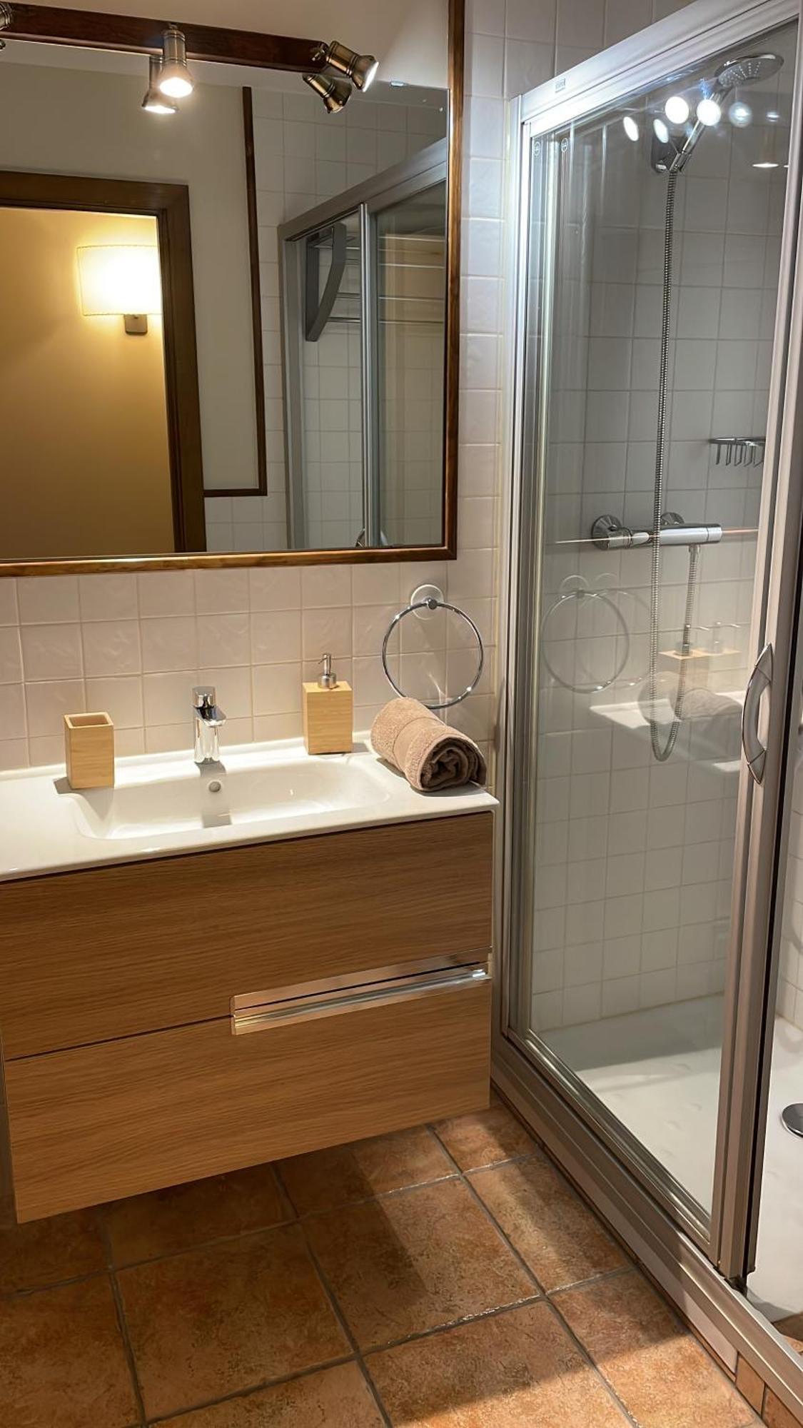 Apartamento Renovado Con Jardin Privado, Parking ,Wifi Y Piscina Osséja المظهر الخارجي الصورة