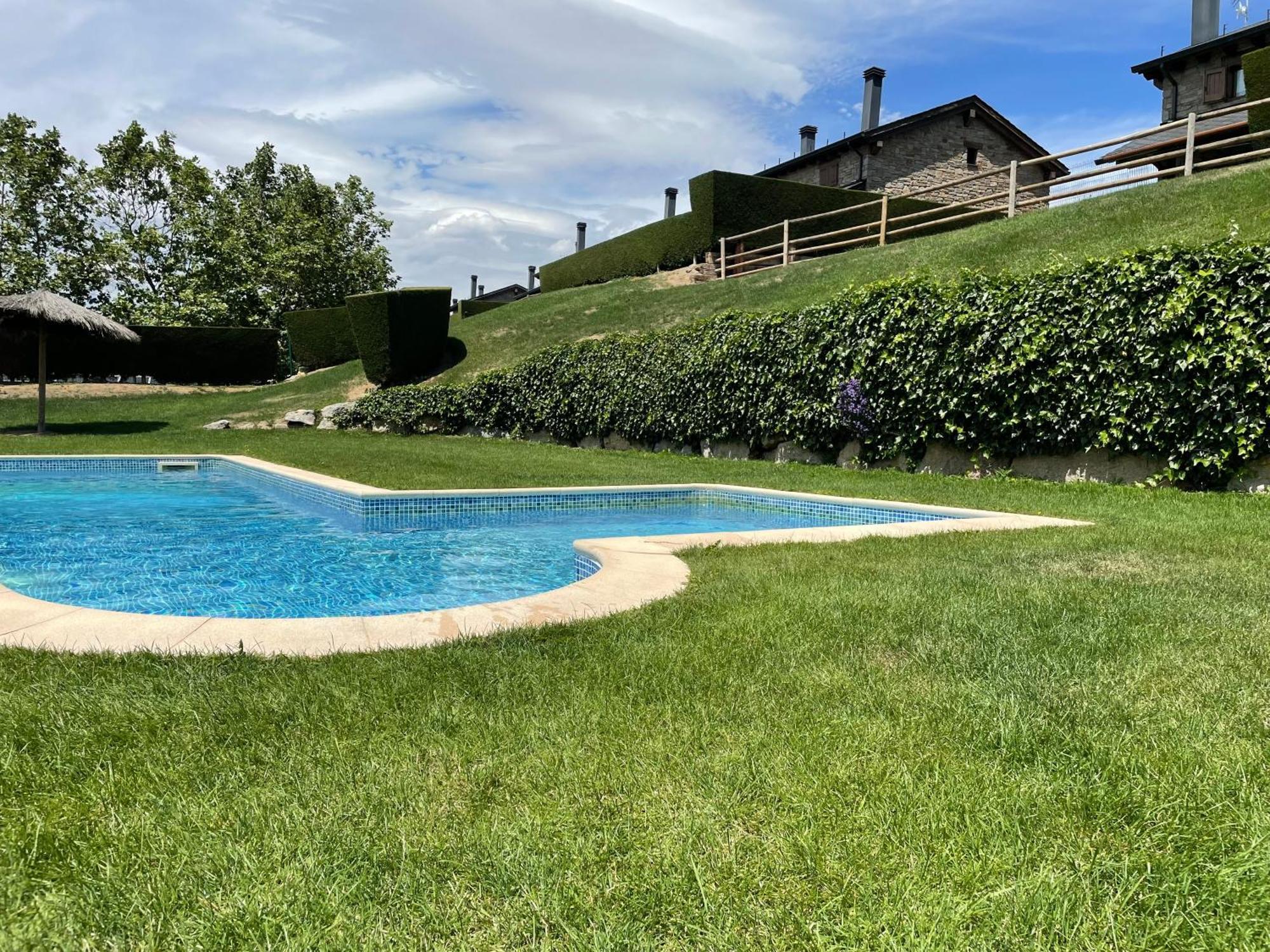 Apartamento Renovado Con Jardin Privado, Parking ,Wifi Y Piscina Osséja المظهر الخارجي الصورة